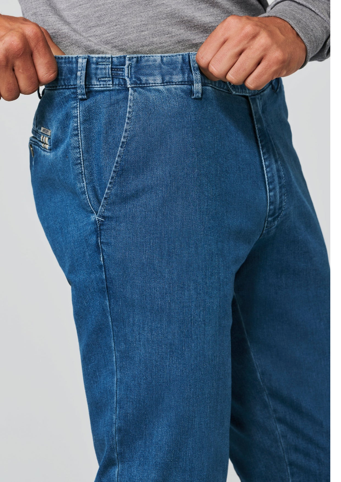 Meyer Slim Fit  Super Stretch Denim Jeans - 4122S Oslo  16 Light Blue