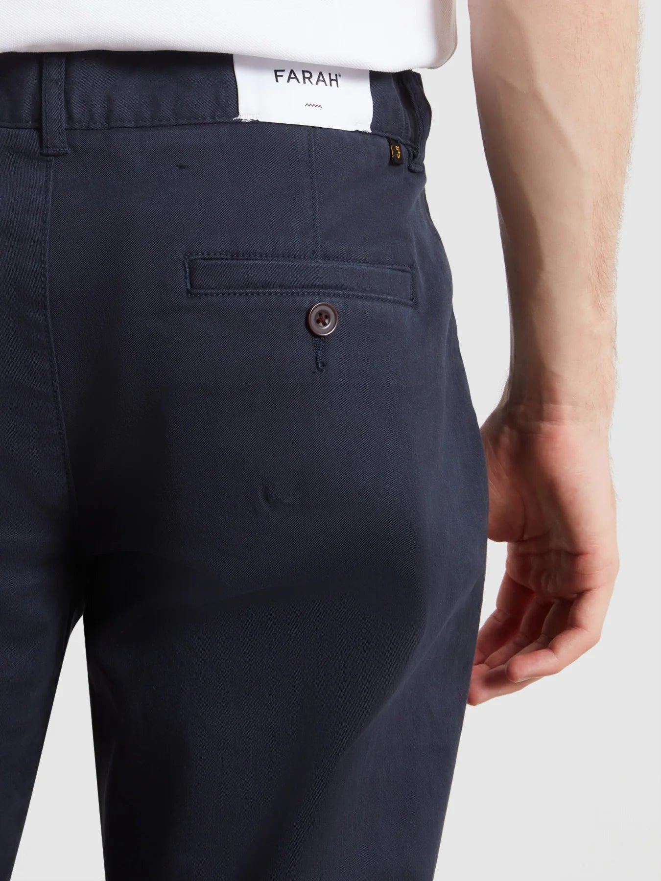 FARAH Elm F4BFE052  Slim Fit Chinos. Available in 4 Shades