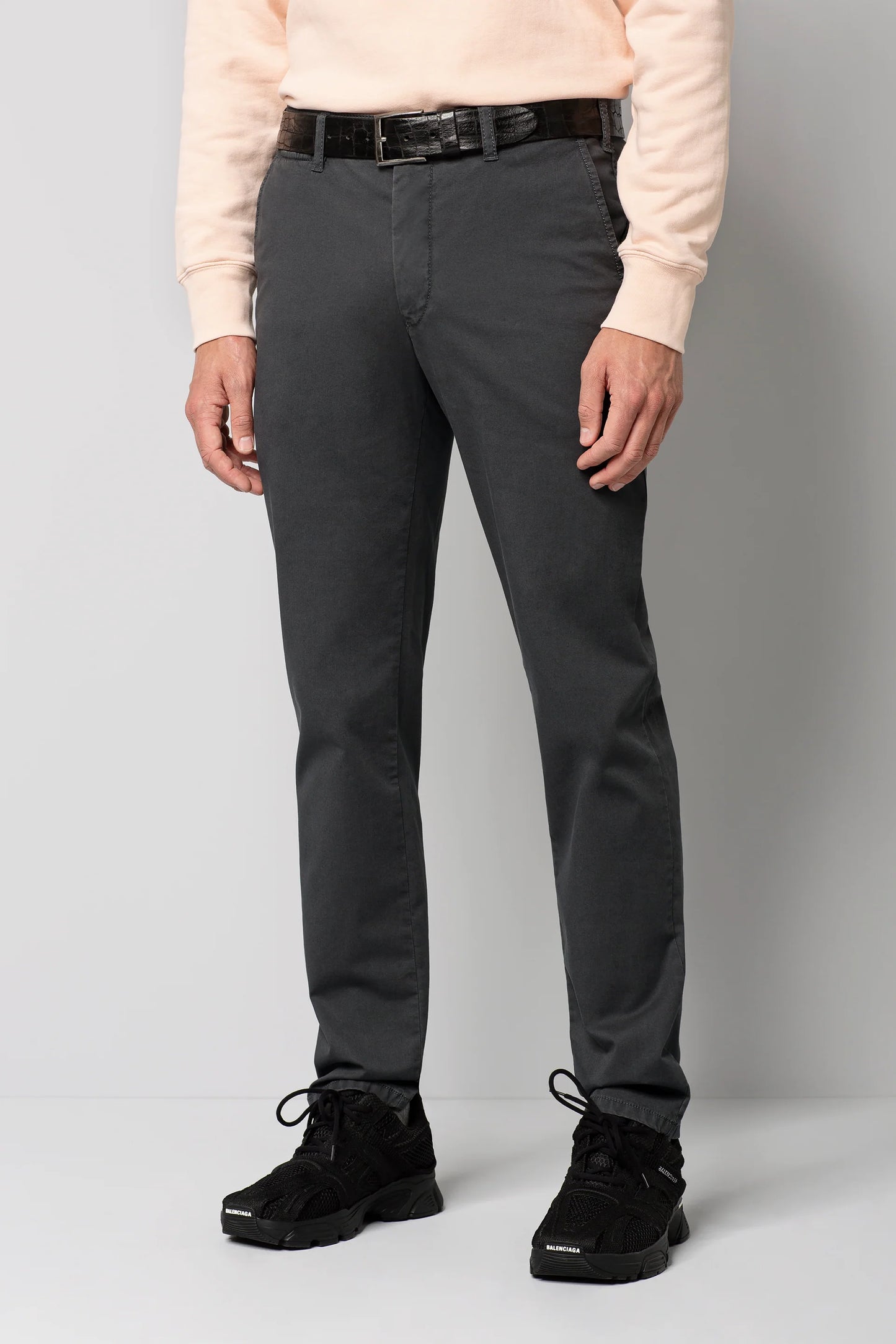 6001 Meyer M5 All Year Chinos. Available in 9 Shades
