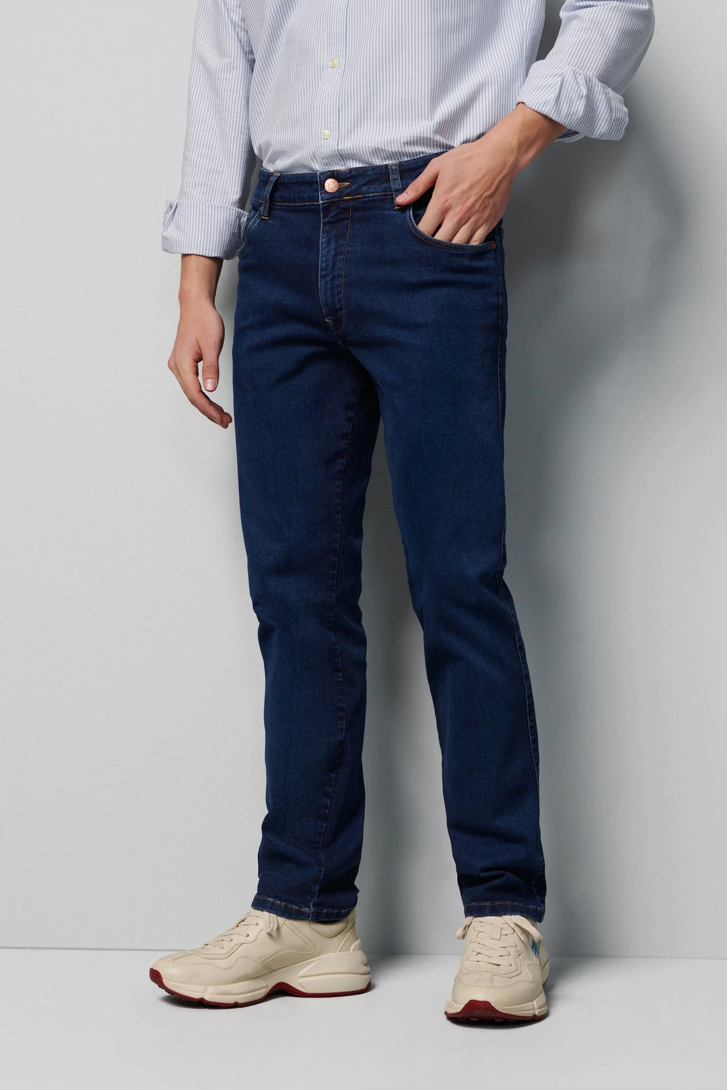 Meyer 6256 M5 Stretch Denim Jeans Available in 2 Shades.