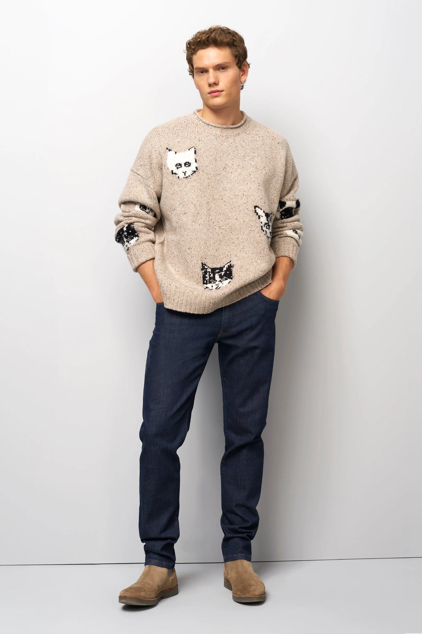 MEYER Mi5 6291. HAND FINISHED SLIM FIT DENIM JEANS. Available in 2 Shades.