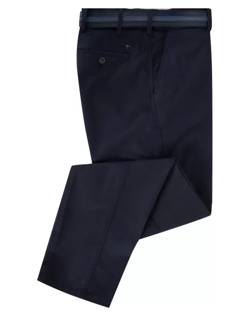 The Driscoll Chinos from DG’s Drifter are an all-purpose chino perfect for everyday wear
