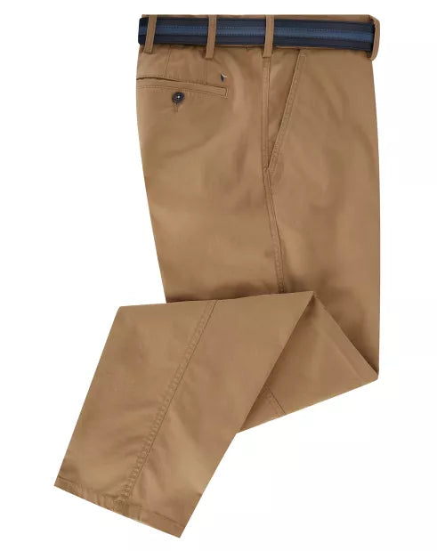 The Driscoll Chinos from DG’s Drifter are an all-purpose chino perfect for everyday wear